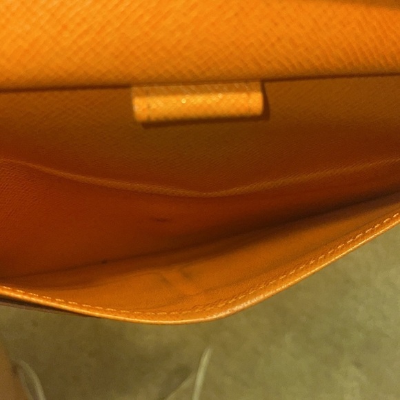 LOUIS VUITTON EPI ORNAGE WALLET FALL VIBES - Picture 12 of 14